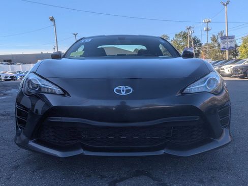 Used 2019 Toyota 86 RWD image 4