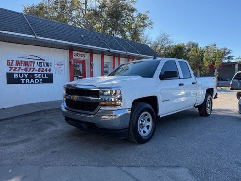 Used 2017 Chevrolet Silverado 1500 W/T w/ Trailering Package image 1