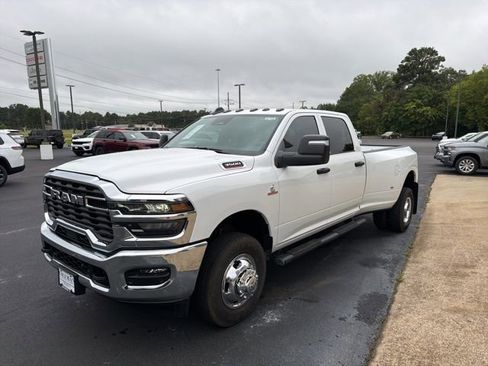 New 2026 RAM 3500 Tradesman image 3