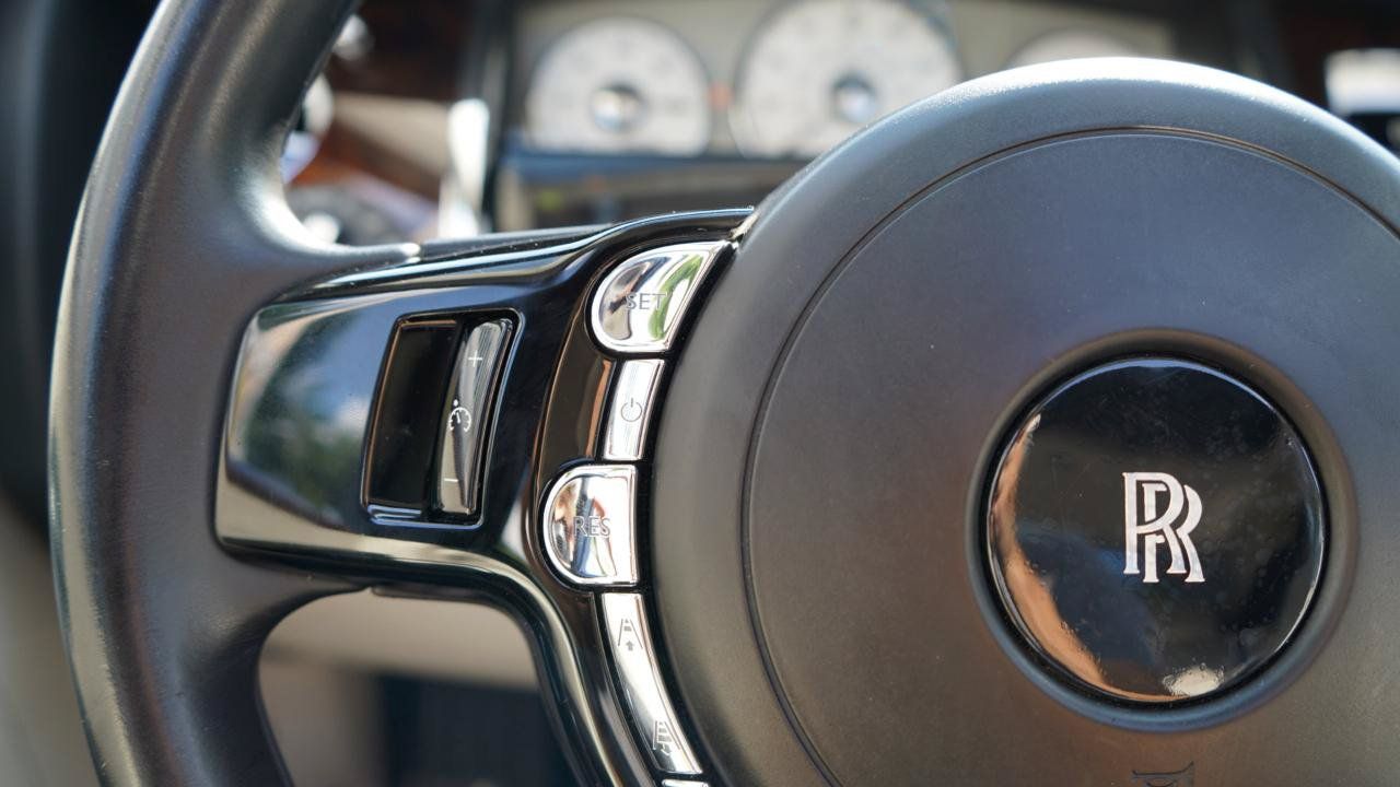 Used 2011 Rolls-Royce Ghost RWD image 83