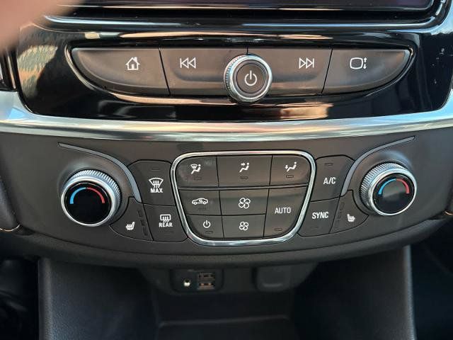 Used 2021 Chevrolet Traverse RS AWD/4WD image 30