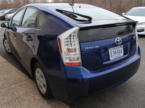 Used 2011 Toyota Prius Five image 7