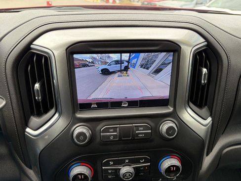 Used 2021 Chevrolet Silverado 1500 LT Trail Boss w/ LT Trail Boss Premium Package AWD/4WD image 14