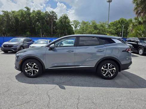 Used 2025 Kia Sportage EX FWD image 5