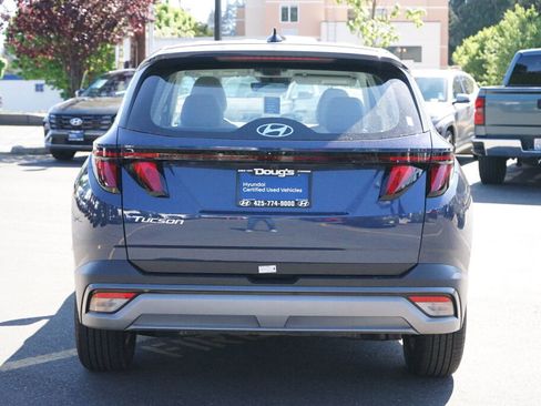 Used 2025 Hyundai Tucson SE FWD image 8