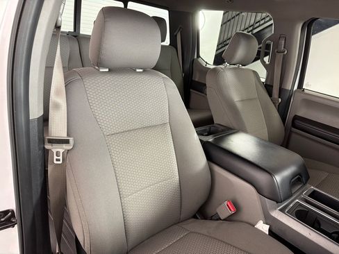 Used 2016 Ford F150 XLT w/ Equipment Group 302A Luxury AWD/4WD image 21