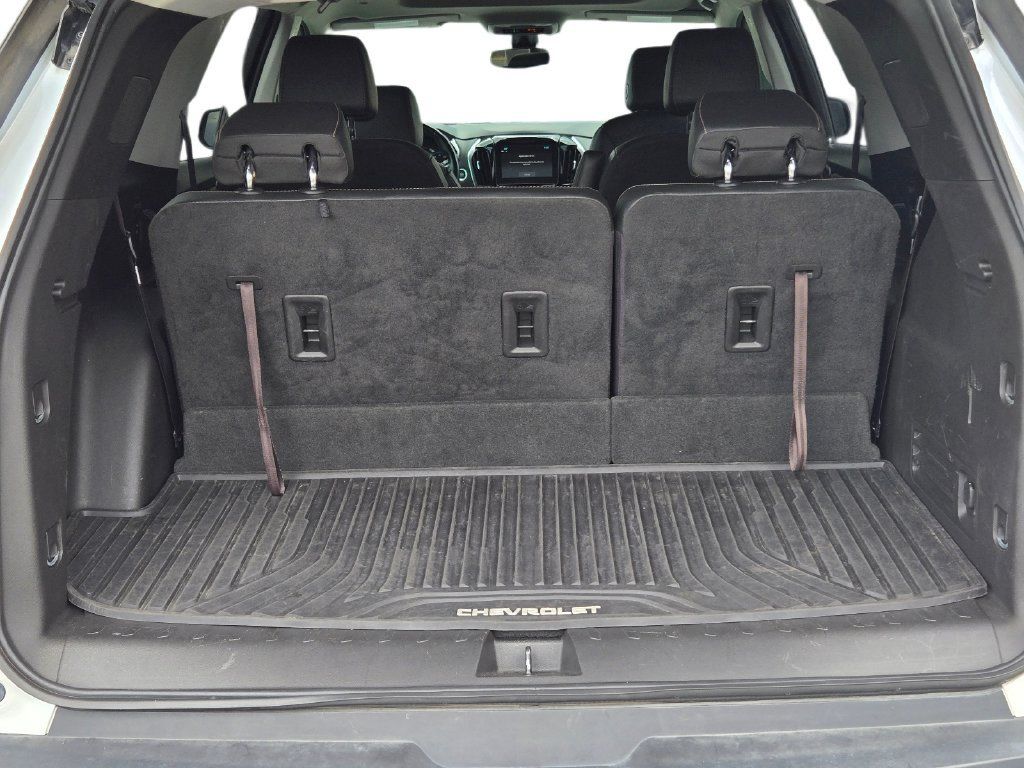 Used 2019 Chevrolet Traverse RS w/ LPO, 'HIT The Road' Package AWD/4WD image 12