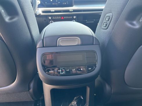 New 2026 Hyundai Ioniq 9 SE AWD/4WD image 33