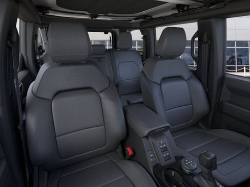 New 2026 Ford Bronco Badlands w/ Sasquatch Package AWD/4WD image 29