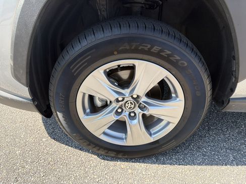 Certified 2025 Toyota RAV4 XLE FWD image 21
