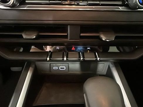 Used 2024 Chevrolet Colorado Trail Boss w/ Safety Package AWD/4WD image 23
