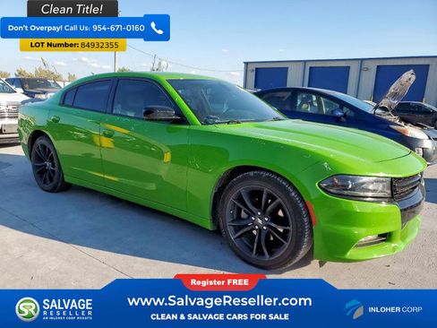 Used 2017 Dodge Charger SXT w/ Plus Group image 5