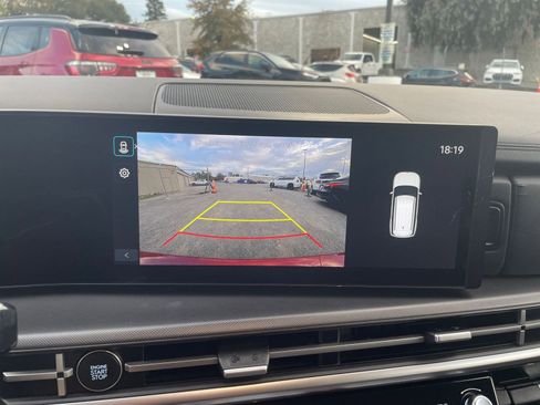 Used 2025 Hyundai Santa Fe SEL image 17