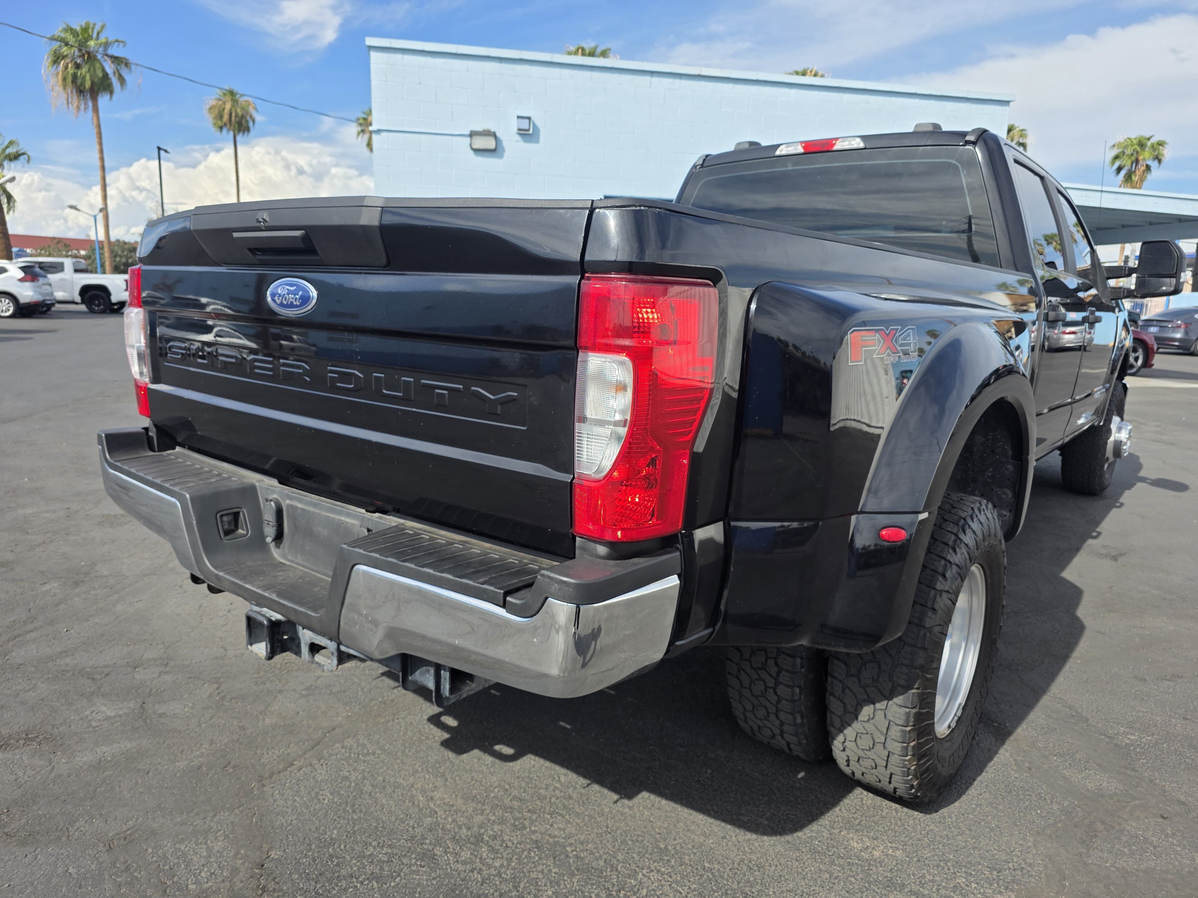 Used 2020 Ford F350 XL w/ Power Equipment Group AWD/4WD image 3