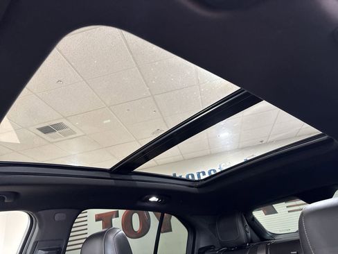 Used 2020 Cadillac XT4 Sport image 22