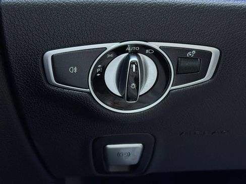 Used 2018 Mercedes-Benz E 400 Coupe image 31