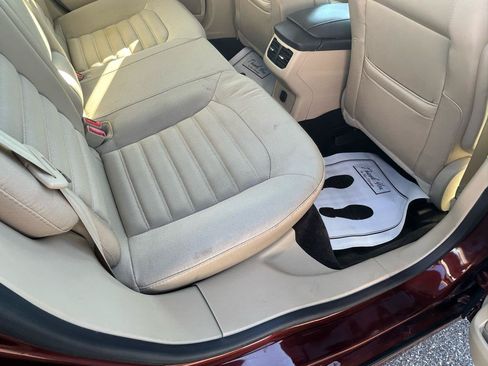 Used 2015 Ford Fusion SE FWD image 11