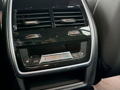 New 2026 BMW X7 xDrive40i w/ M Sport Package image 33