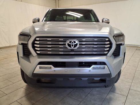 New 2026 Toyota Tacoma Limited AWD/4WD image 2