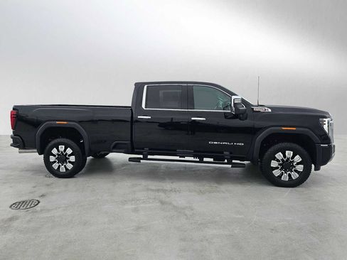 New 2026 GMC Sierra 3500 Denali AWD/4WD image 2