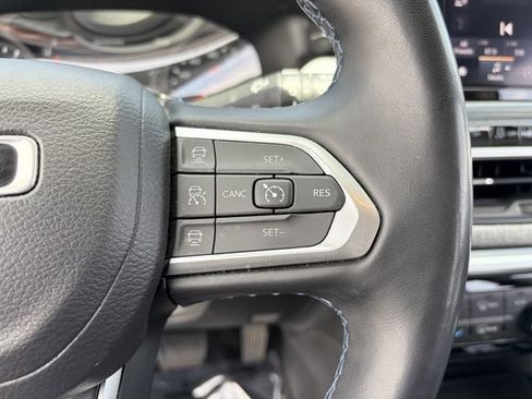 Used 2022 Jeep Compass Latitude w/ Convenience Group FWD image 23