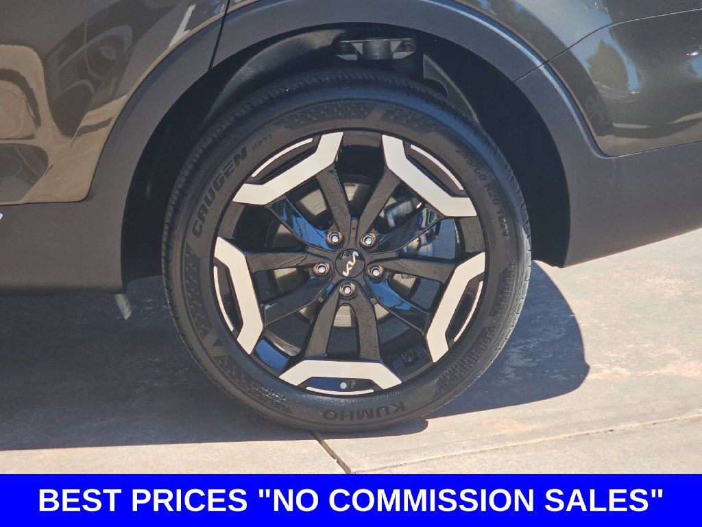 Used 2025 Kia Telluride S FWD image 39