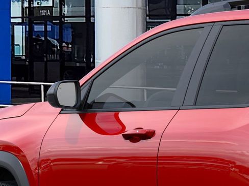 New 2026 Chevrolet Equinox LT image 12