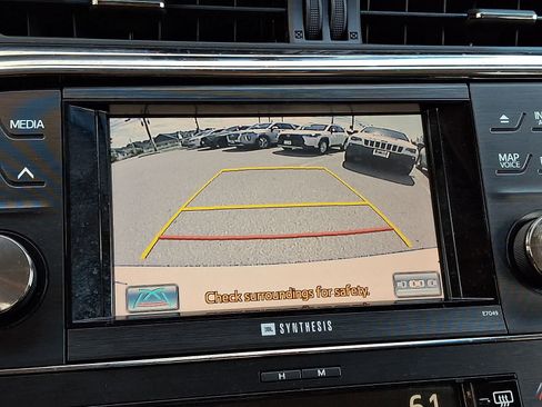 Used 2014 Toyota Avalon Limited FWD image 21
