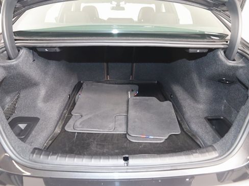 Used 2023 BMW M550i xDrive image 62