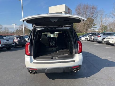 Used 2023 GMC Yukon Denali w/ Max Trailering Package image 7