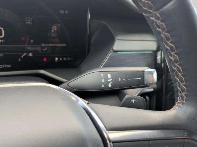 Certified 2025 GMC Acadia AT4 w/ Luxury Package AWD/4WD image 12
