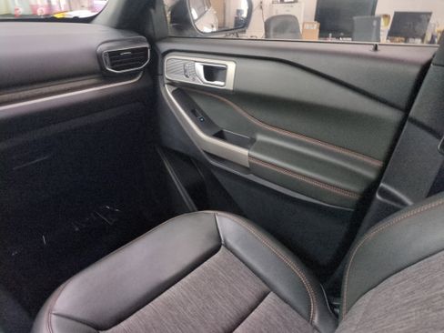 Used 2023 Ford Explorer Timberline w/ Timberline Technology Package image 18