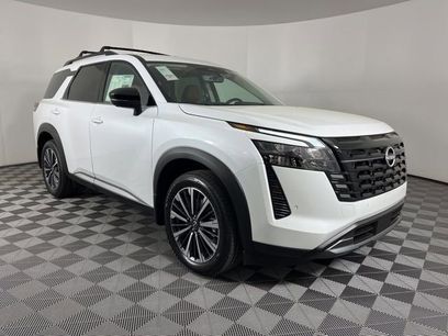 New 2026 Nissan Pathfinder Platinum