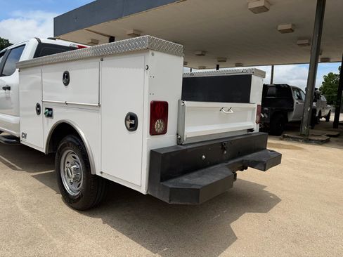 Used 2023 Ford F250 XL w/ XL Driver Assist Package AWD/4WD image 12
