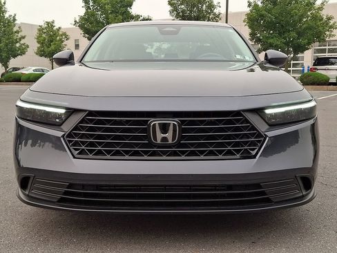 Used 2025 Honda Accord LX image 4
