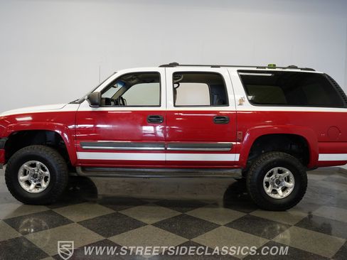 Used 2004 Chevrolet Suburban 2500 AWD/4WD image 8