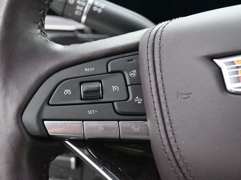 Used 2024 Cadillac Escalade Premium Luxury Platinum image 21