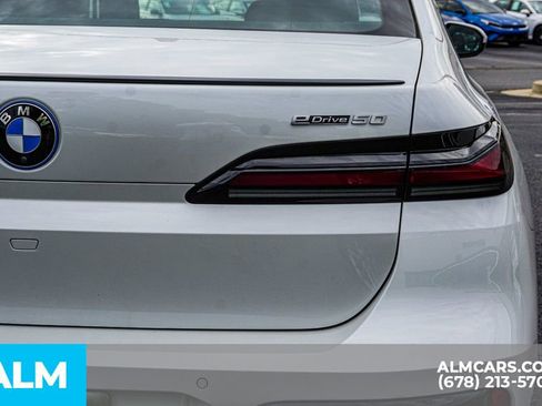 Used 2025 BMW i7 eDrive50 w/ M Sport Package image 13