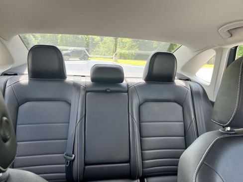 Used 2022 Volkswagen Jetta SE image 12