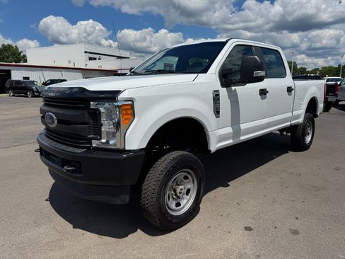 Used 2019 Ford F350 XL w/ Power Equipment Group AWD/4WD image 1