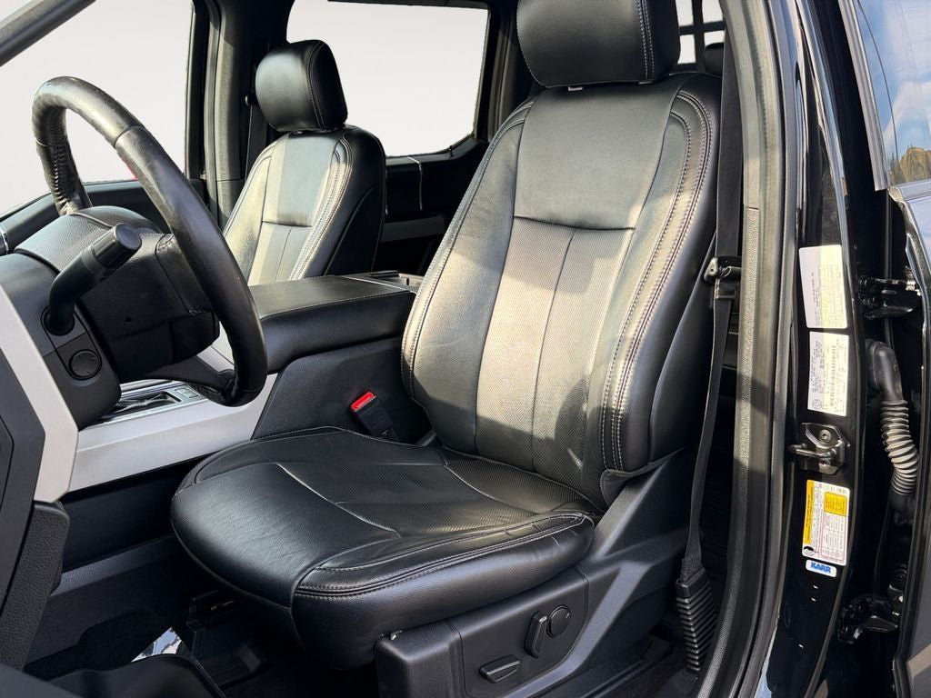 Used 2019 Ford F150 Lariat w/ Equipment Group 502A Luxury AWD/4WD image 6