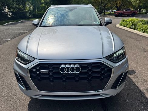 Used 2022 Audi Q5 2.0T Premium Plus w/ Premium Plus Package AWD/4WD image 2