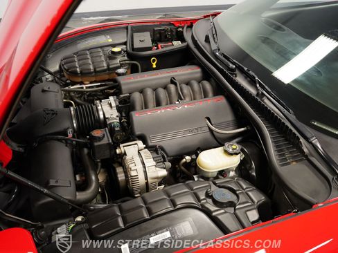 Used 1999 Chevrolet Corvette Convertible w/ Memory Pkg RWD image 3