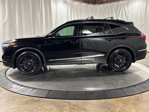 Used 2025 Acura MDX SH-AWD w/ Technology Package image 11