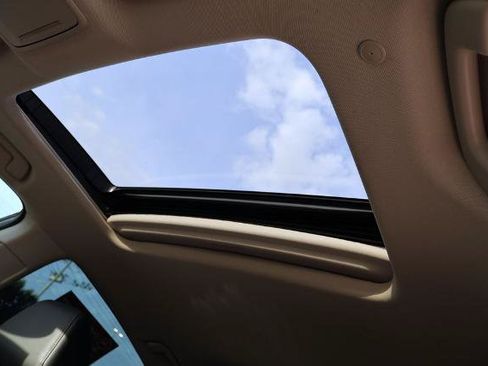 Used 2024 Honda Accord Touring image 18
