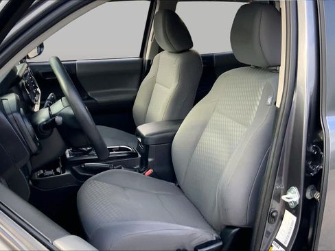 Used 2022 Toyota Tacoma SR w/ SR Convenience Package RWD image 8