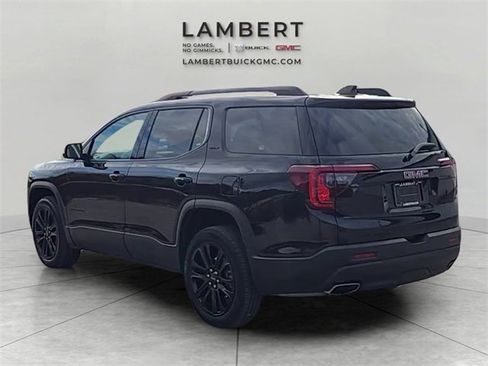 Used 2023 GMC Acadia SLT w/ Elevation Edition image 8