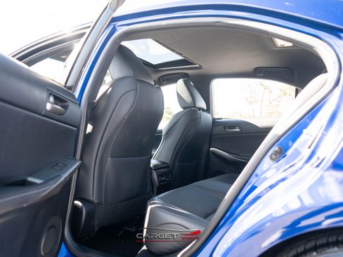 Used 2018 Lexus IS 300 AWD image 20