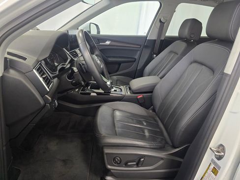 Used 2022 Audi Q5 2.0T Premium w/ Convenience Package image 13