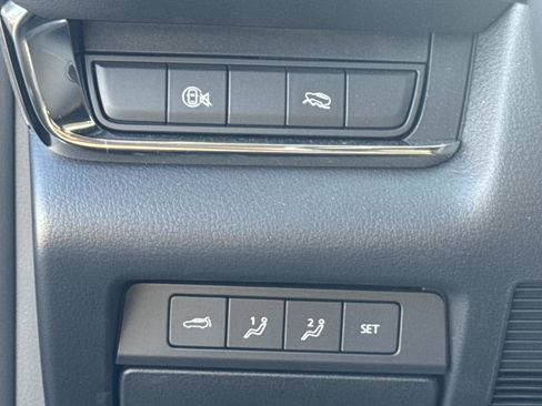 Certified 2025 MAZDA CX-30 AWD 2.5 S w/ Premium Package image 17